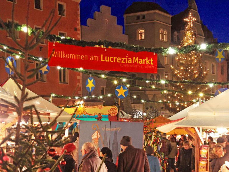 Grossansicht in neuem Fenster: Lucrezia Markt - Kunsthandwerk im Advent Grossansicht in neuem Fenster: Lucrezia Markt - Kunsthandwerk im Advent
