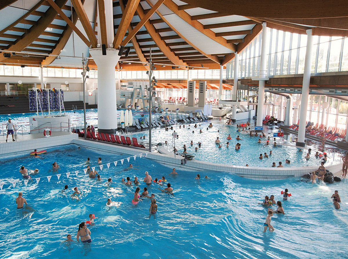 Leisure fun in the Westbad Regensburg - Regensburger Verkehrsverbund