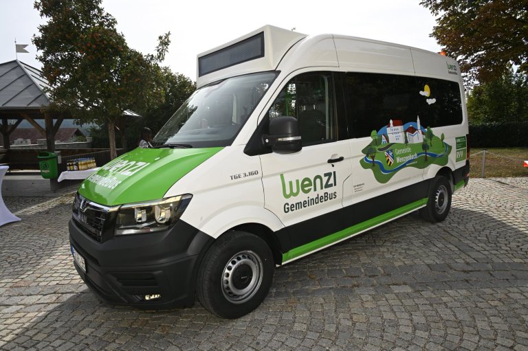 Wenzi Bus
